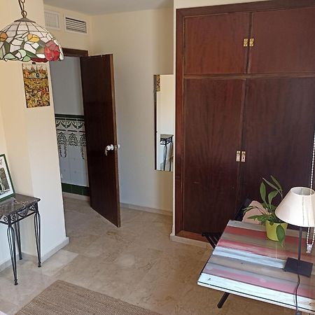 Confortable Habitacion Centrica En Piso Privado Apartment Malaga Luaran gambar