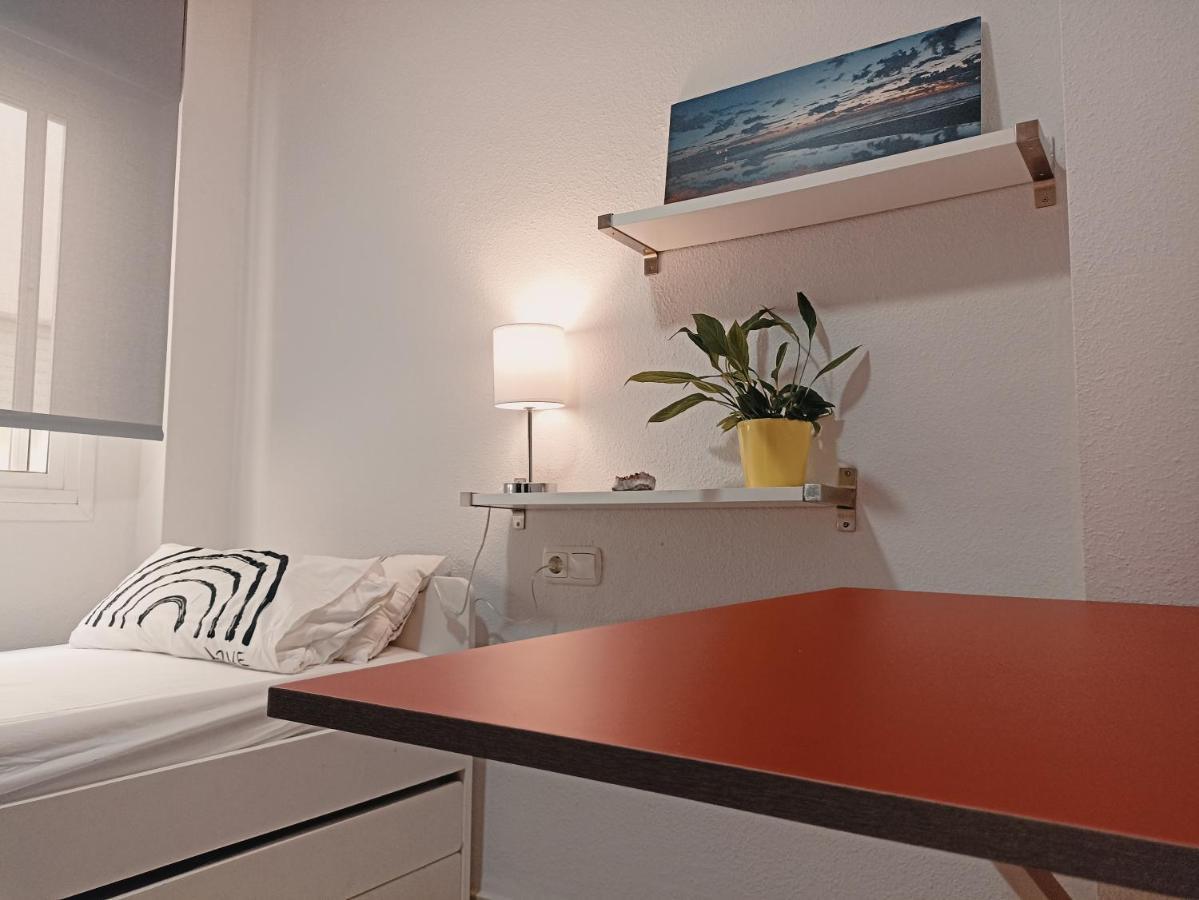 Confortable Habitacion Centrica En Piso Privado Apartment Malaga Luaran gambar