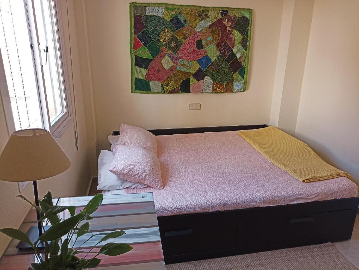 Confortable Habitacion Centrica En Piso Privado Apartment Malaga Luaran gambar