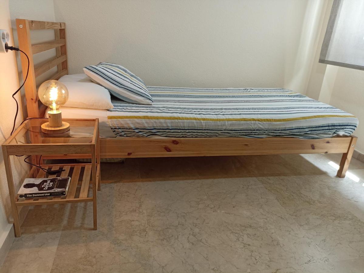 Confortable Habitacion Centrica En Piso Privado Apartment Malaga Luaran gambar