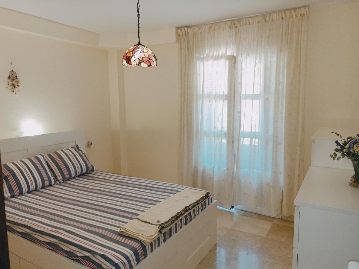 Confortable Habitacion Centrica En Piso Privado Apartment Malaga Luaran gambar