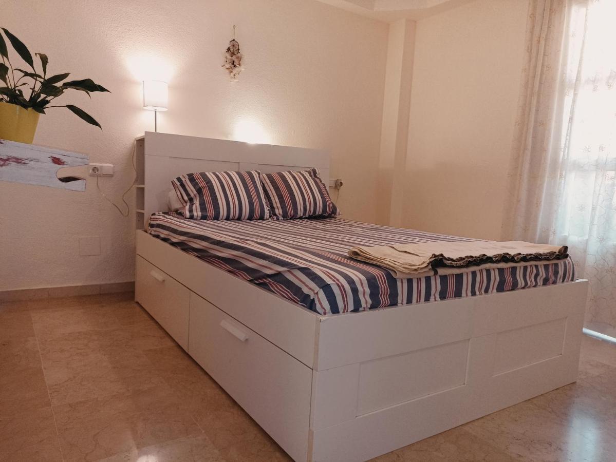 Confortable Habitacion Centrica En Piso Privado Apartment Malaga Luaran gambar