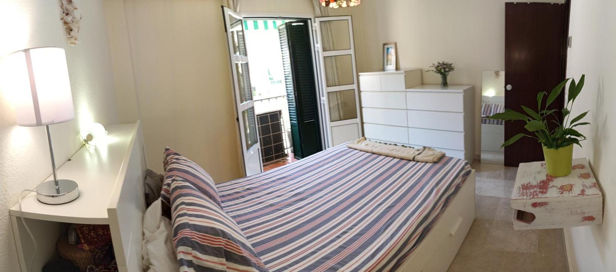 Confortable Habitacion Centrica En Piso Privado Apartment Malaga Luaran gambar
